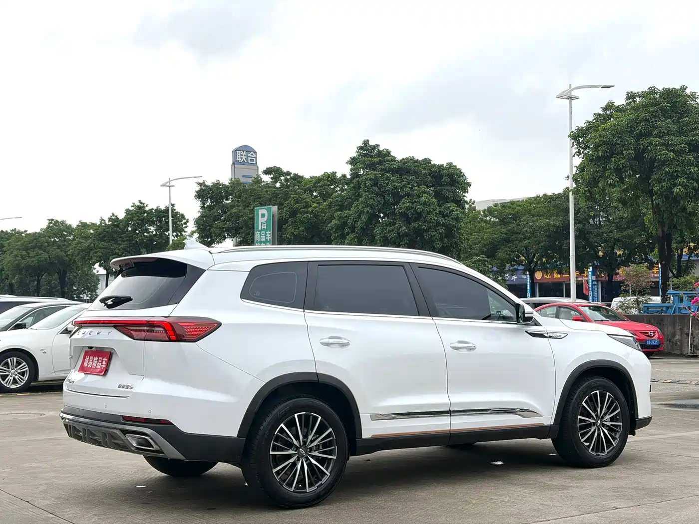 Chery Tiggo 8 PRO 2023 2022 290T 2WD Vast Version 5-Seater