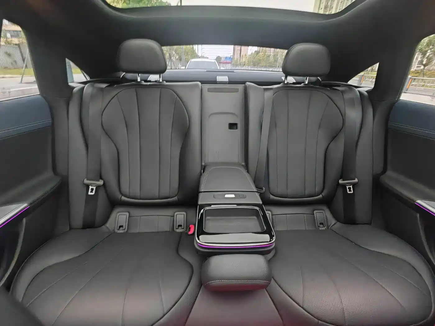 Mercedes-Benz EQE 2022 350 Luxury Edition фото 17
