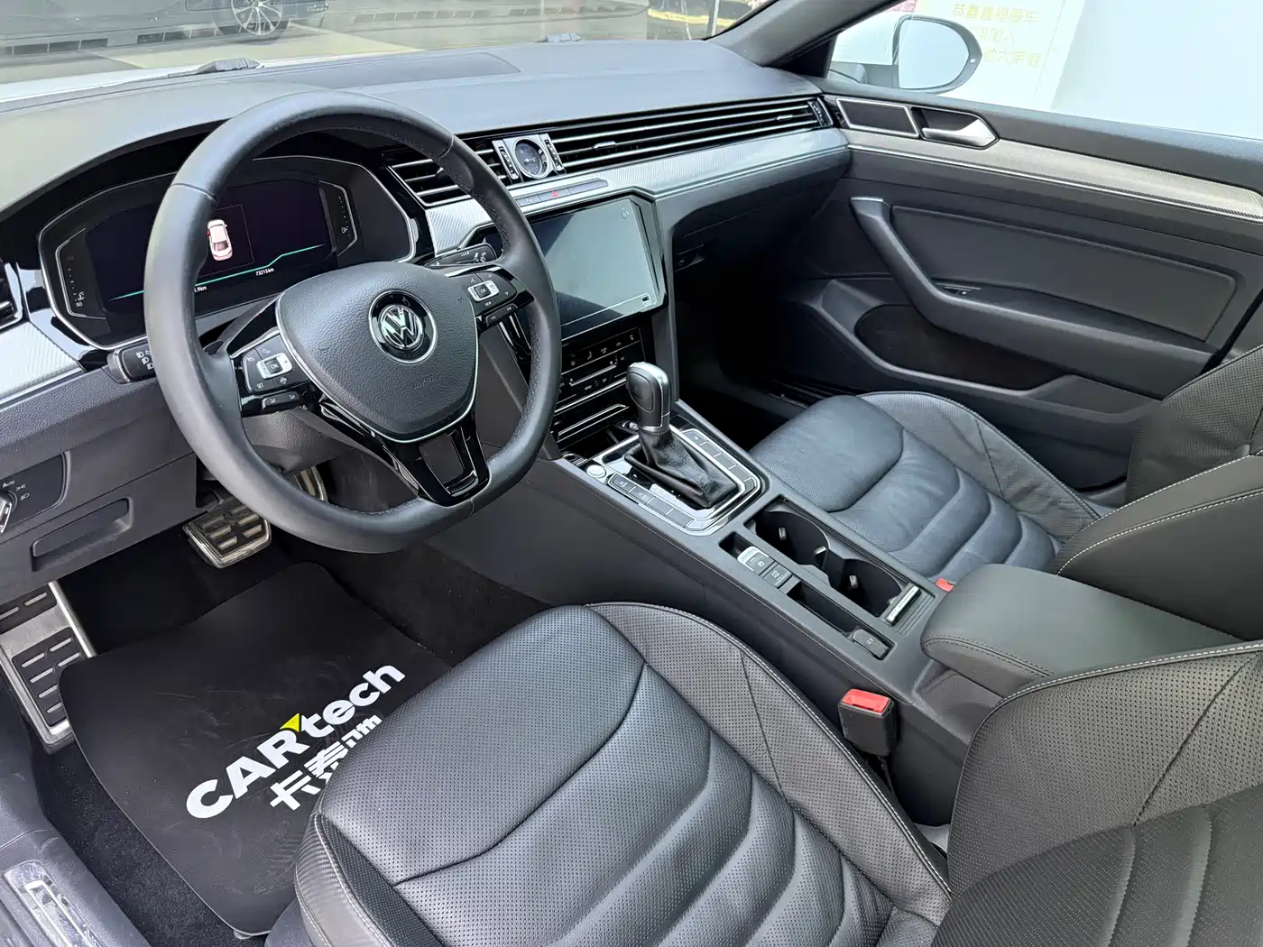 Volkswagen FAW-Volkswagen CC 2020 330TSI Glamour Version China VI фото 12