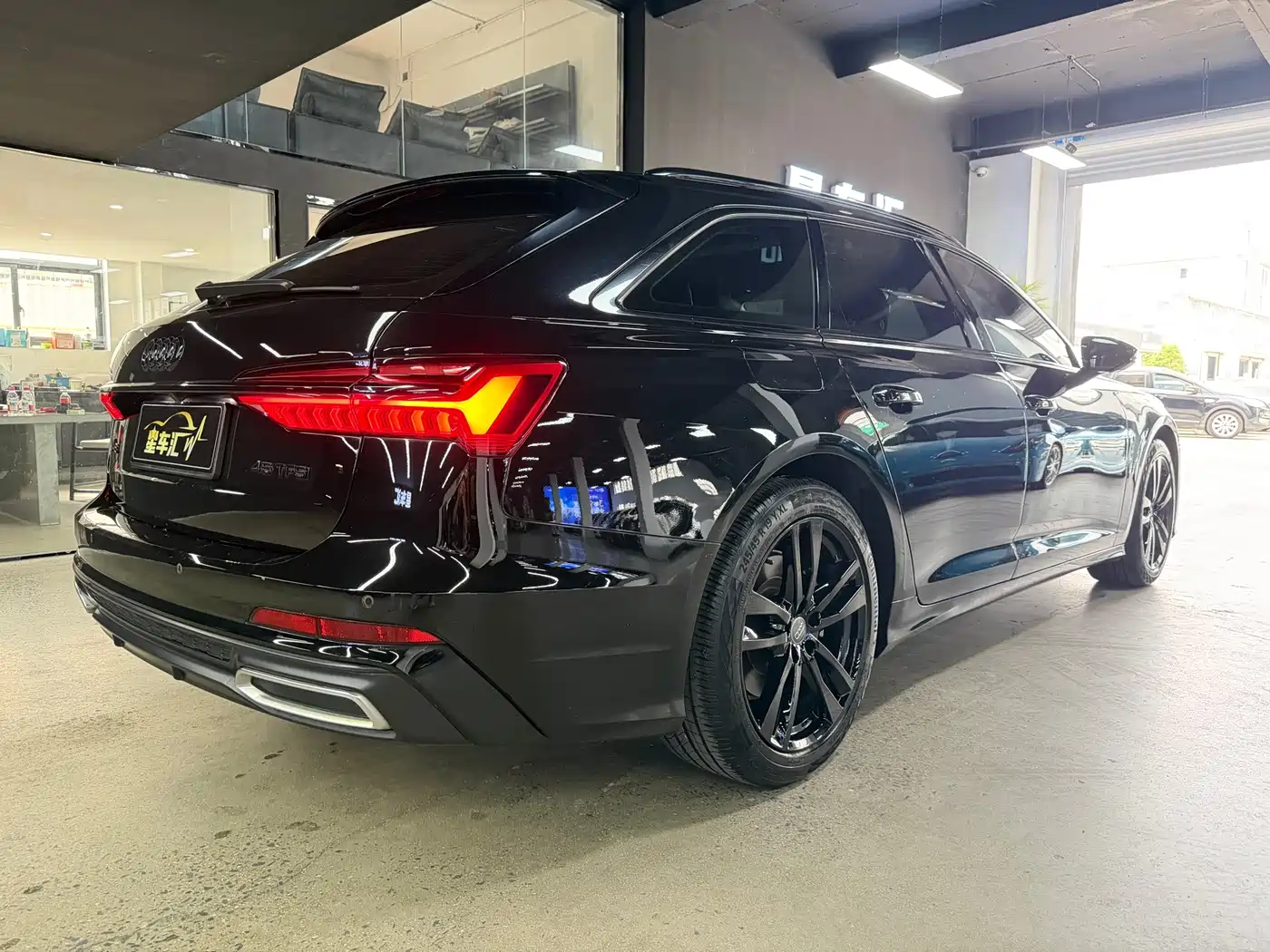 Audi A6 (Import) 2021 2020 Avant Pioneer 45 TFSI Premium Dynamic