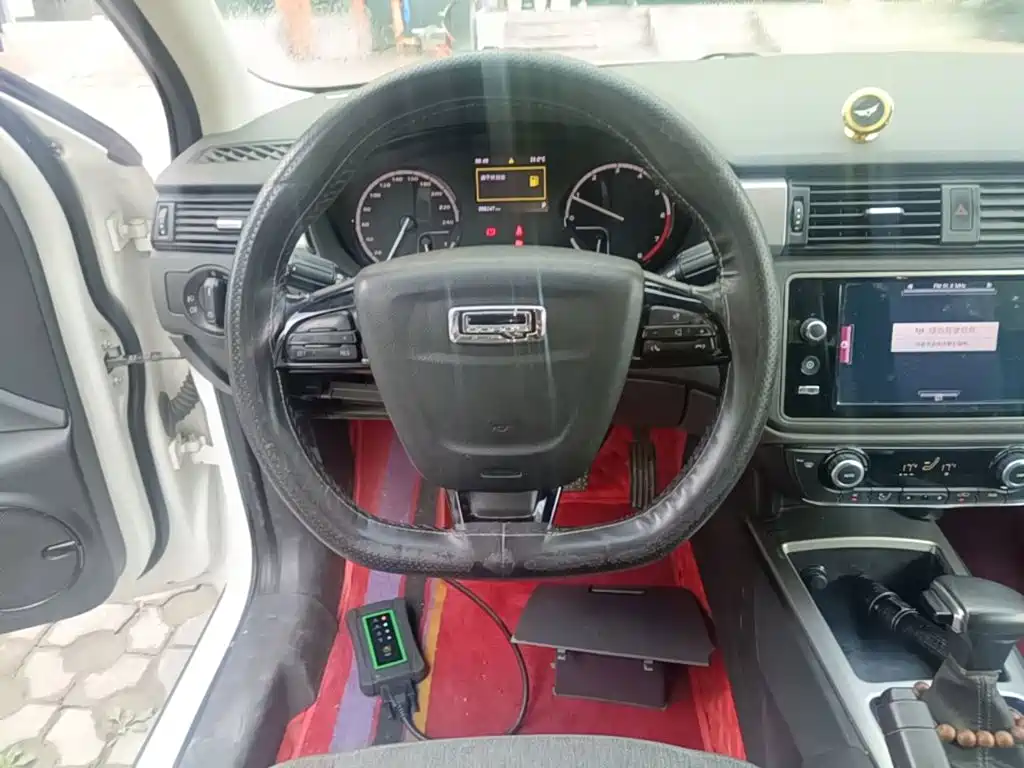 Qoros 3 2017 2017 GT 1.6T Automatic Delight Model