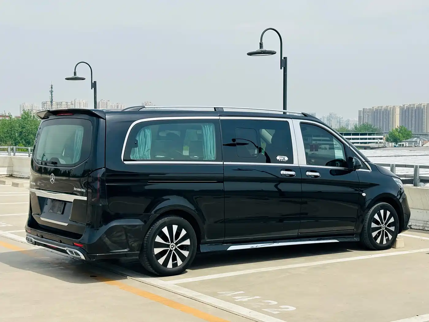 Mercedes-Benz Vito 2023 2.0T Elite 7-Seater фото 4