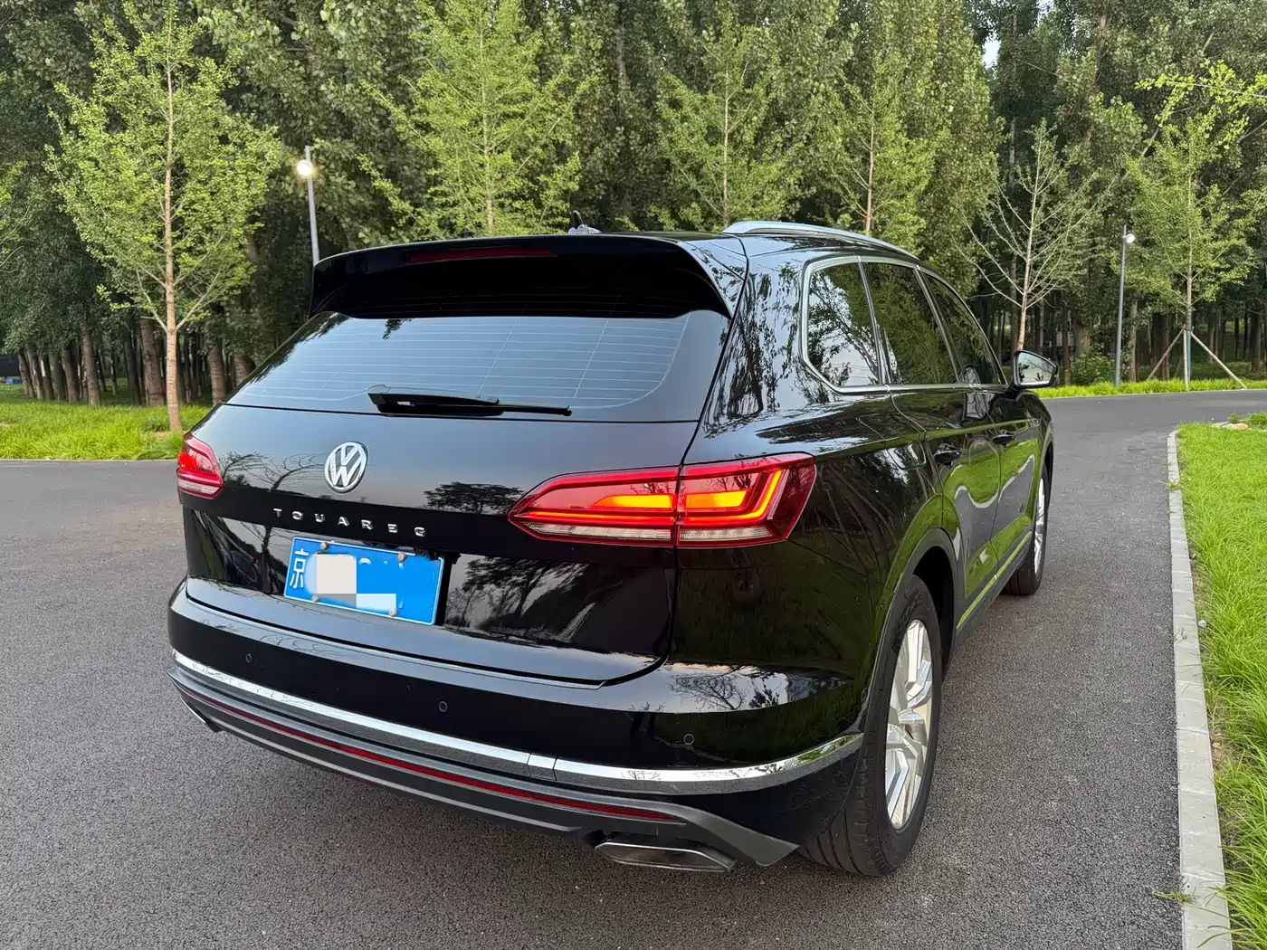 Photo 5 - Volkswagen Touareg