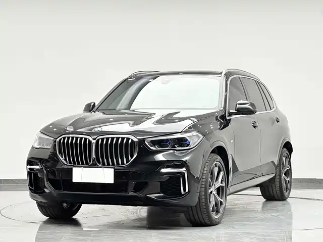 BMW X5 2022 Facelift xDrive 40Li M Sport Package — фото 1