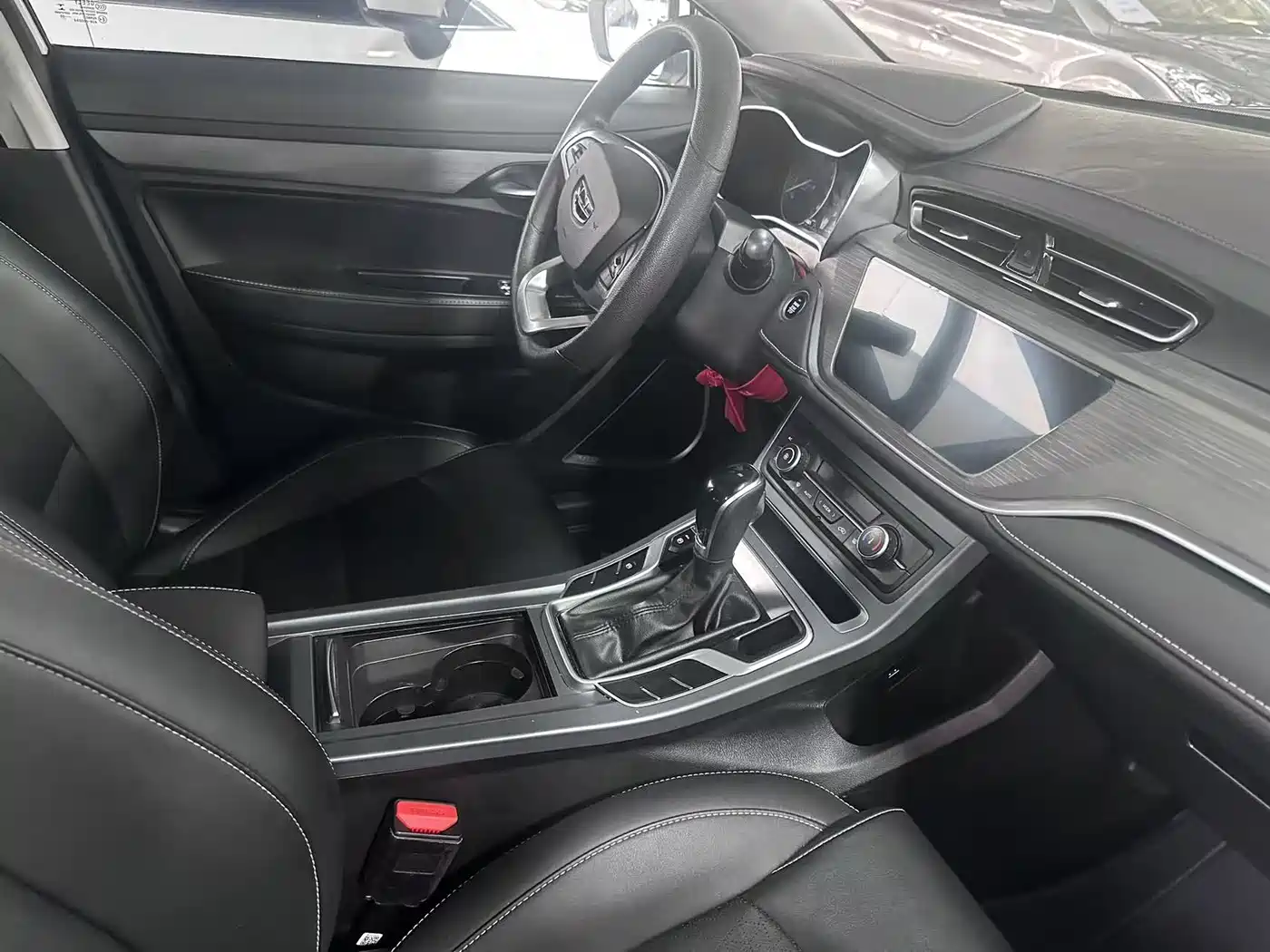 GEELY AUTOMOBILE EMGRAND