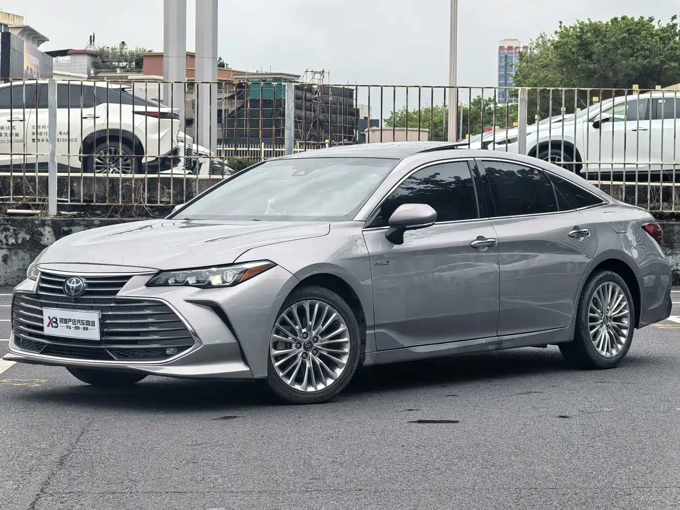 Toyota Avalon 2020 2019 Hybrid 2.5L XLE Premium Edition China V