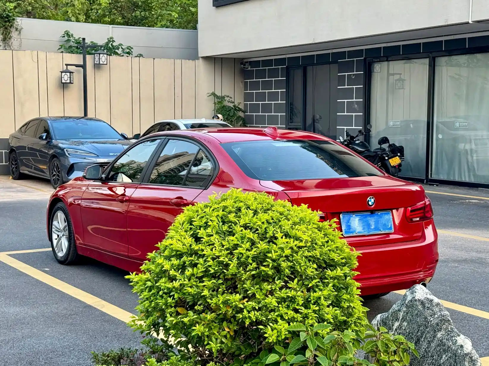 Photo 7 - BMW 3 Series