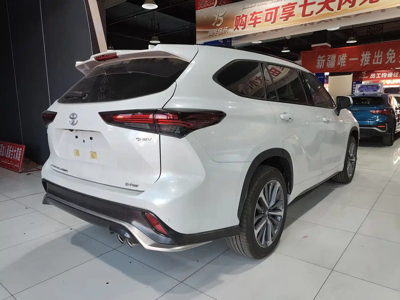 TOYOTA CROWN LUFANG