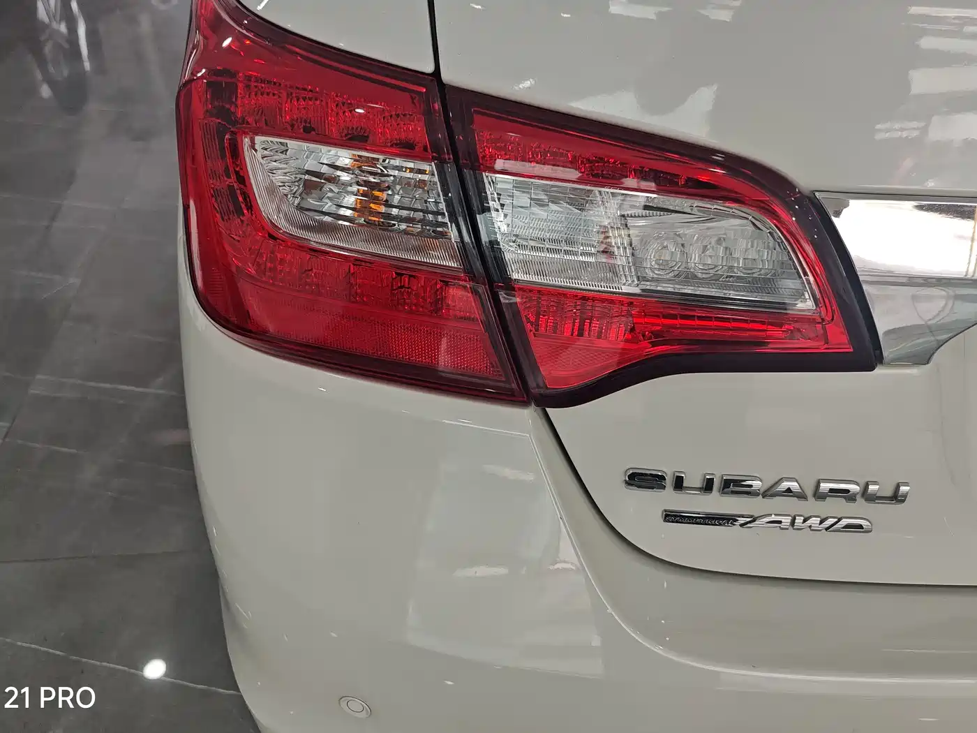 Subaru Legacy 2017 2017 2.5i AWD Glory Edition