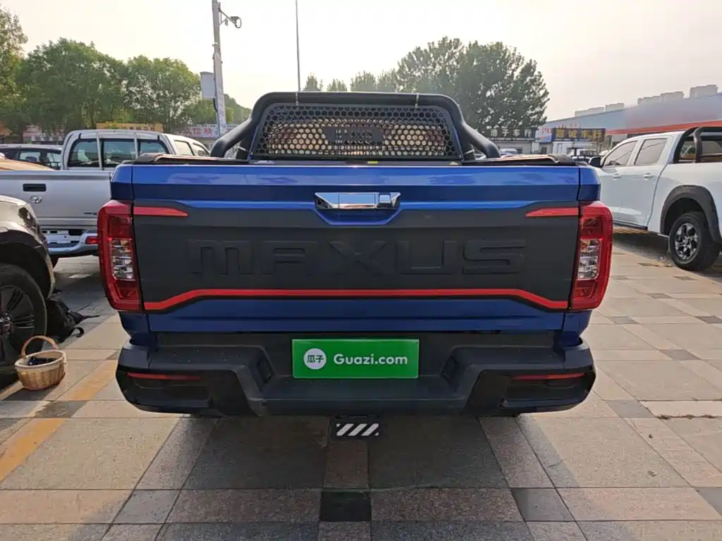 SAIC Maxus Interstellar 2023 2023 Interstellar H 2.0T Automatic Diesel Twin-Turbo 4WD Luxury Long Wheelbase