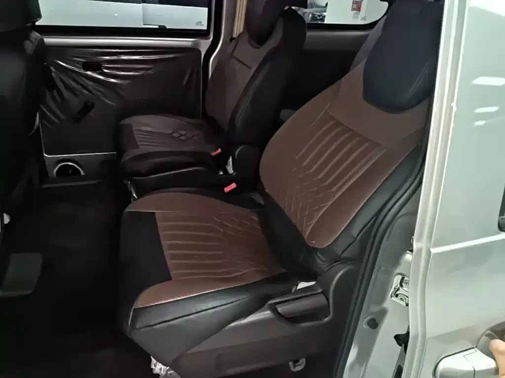 Wuling Motors Wuling Hongguang V 2024 2022 1.5L Power Enjoy Edition Electric Power Steering LAR
