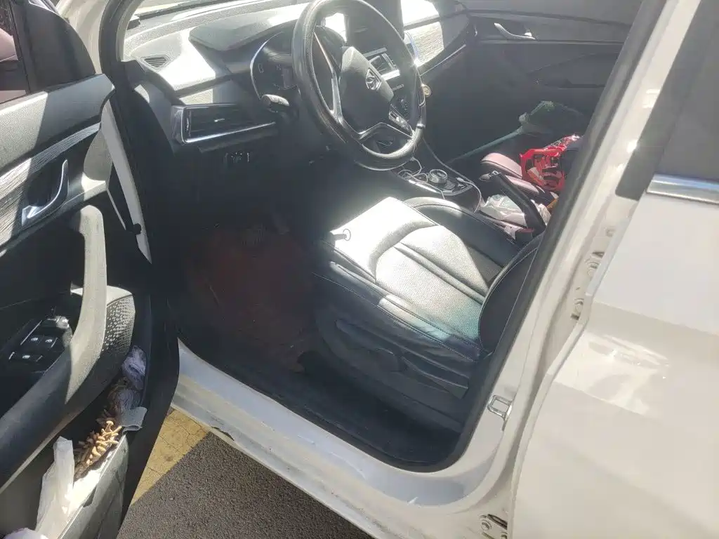 Baojun 360 2018 2019 1.5L Automatic Elite China VI