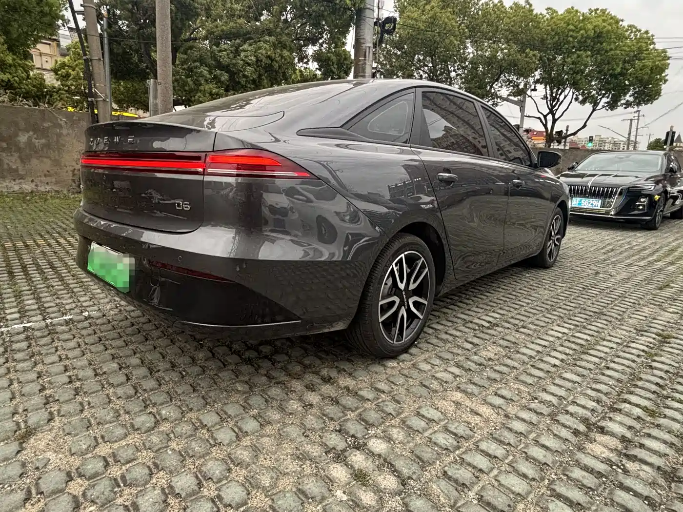 ROEWE D6