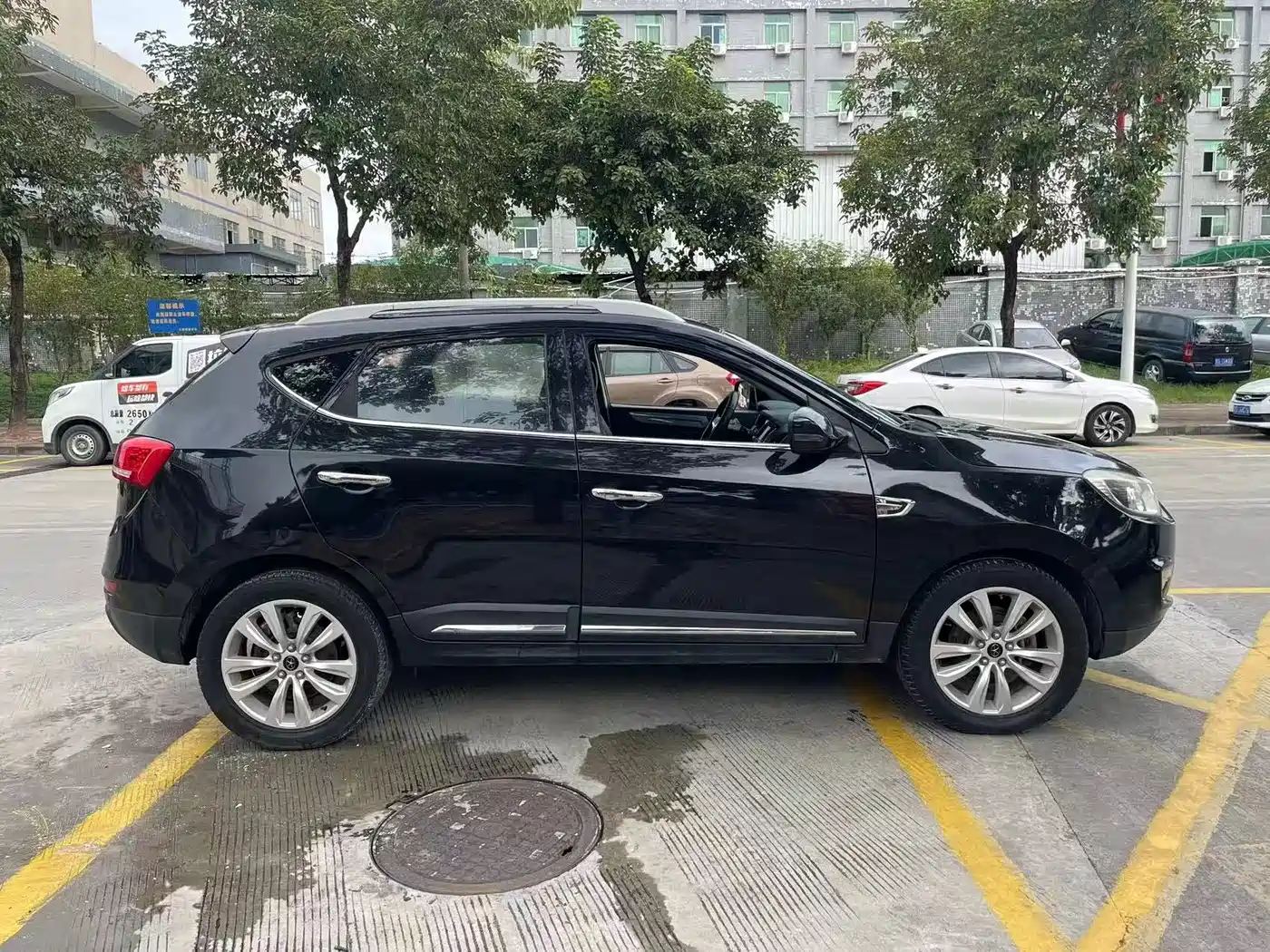 JAC Motors Refine S5 2015 2014 2.0T Automatic Premium Edition