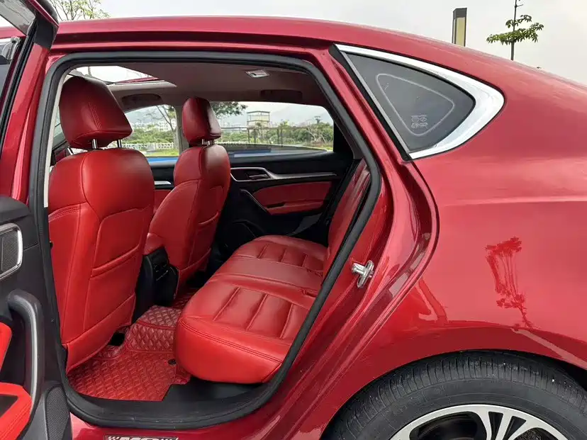 MG MG6 2018 2017 20T Automatic Luxury Smart Connect Version (China V)