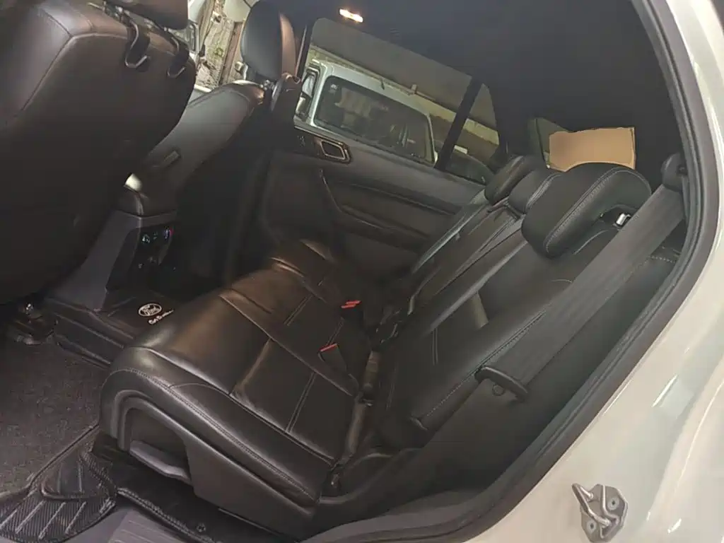 Ford Everest 2016 2016 2.0T Gasoline Automatic 4WD Flagship Edition
