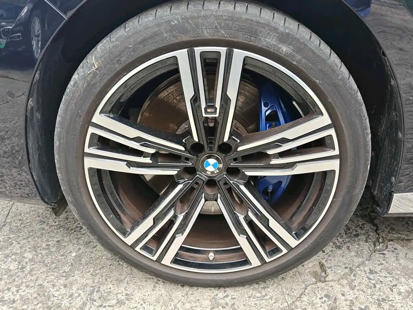 BMW 7 Series 2025 2023 Model 740Li Leading M Sport Package