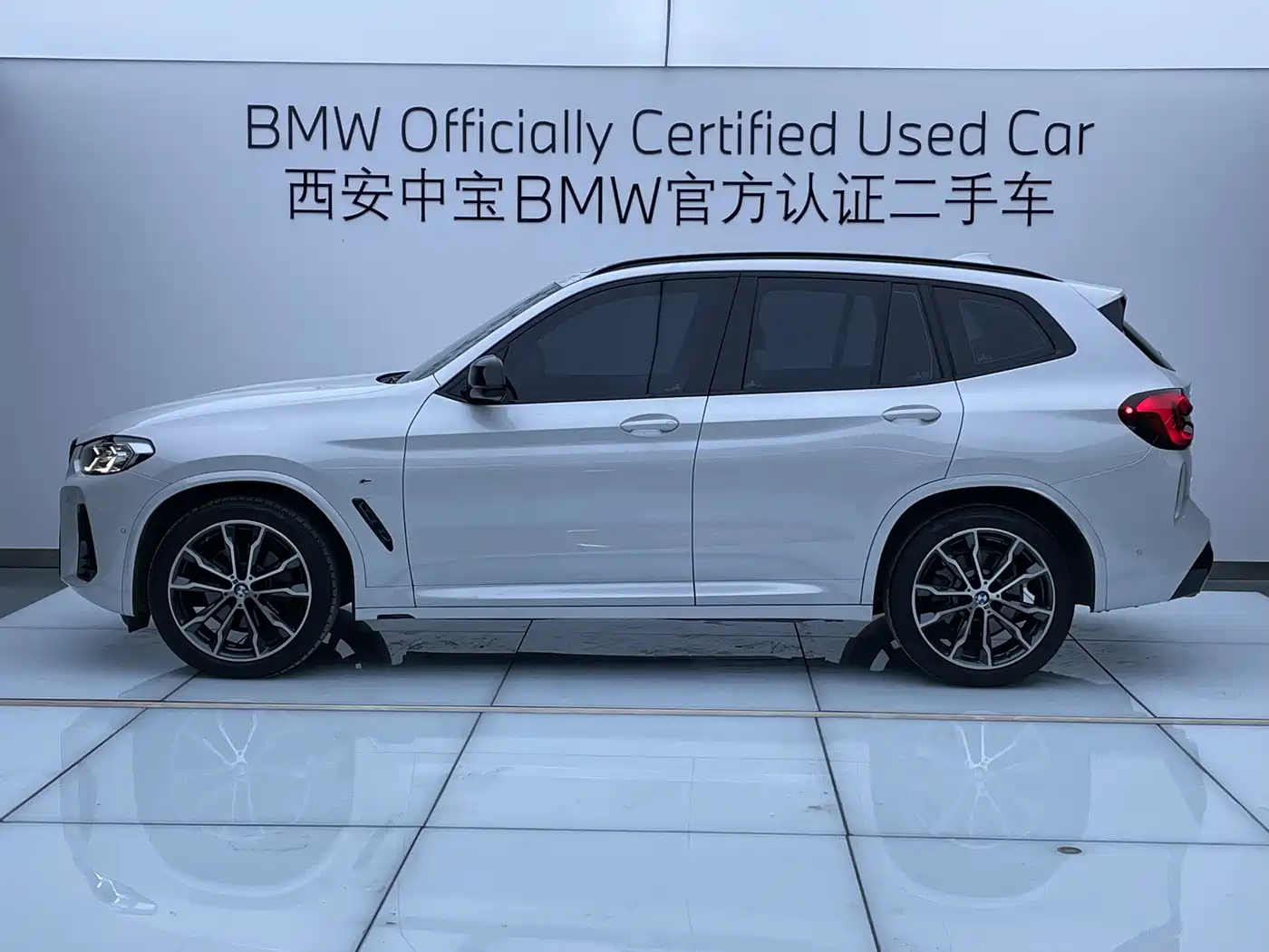 BMW X3 2023 Facelift xDrive30i Leading M Night Package фото 3