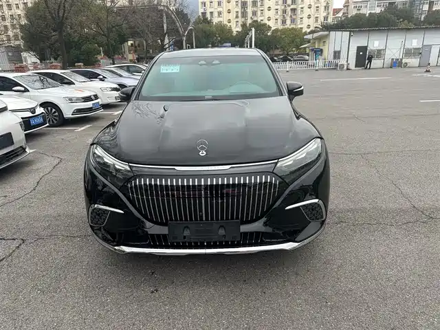 MERCEDES-BENZ MAYBACH EQS SUV
