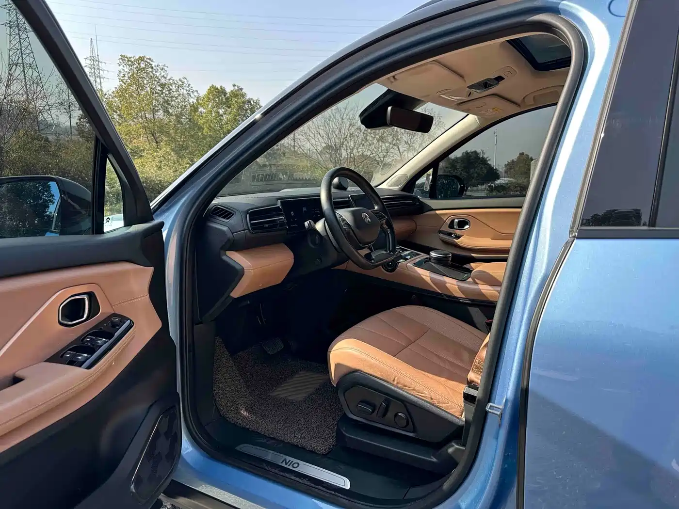 NIO ES8 2019 2018 355KM Base Model 7-Seater Version