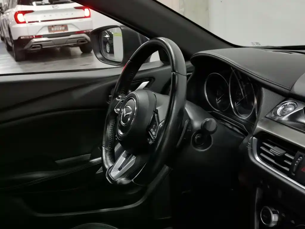 Photo 22 - Mazda Atenza