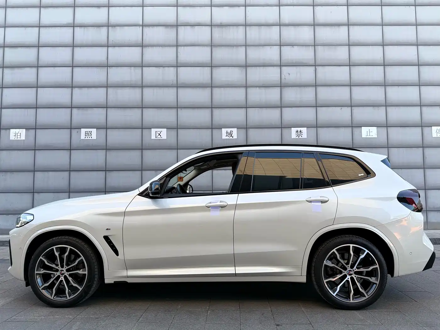 BMW X3 2023 xDrive30i Leading M Night Package фото 4