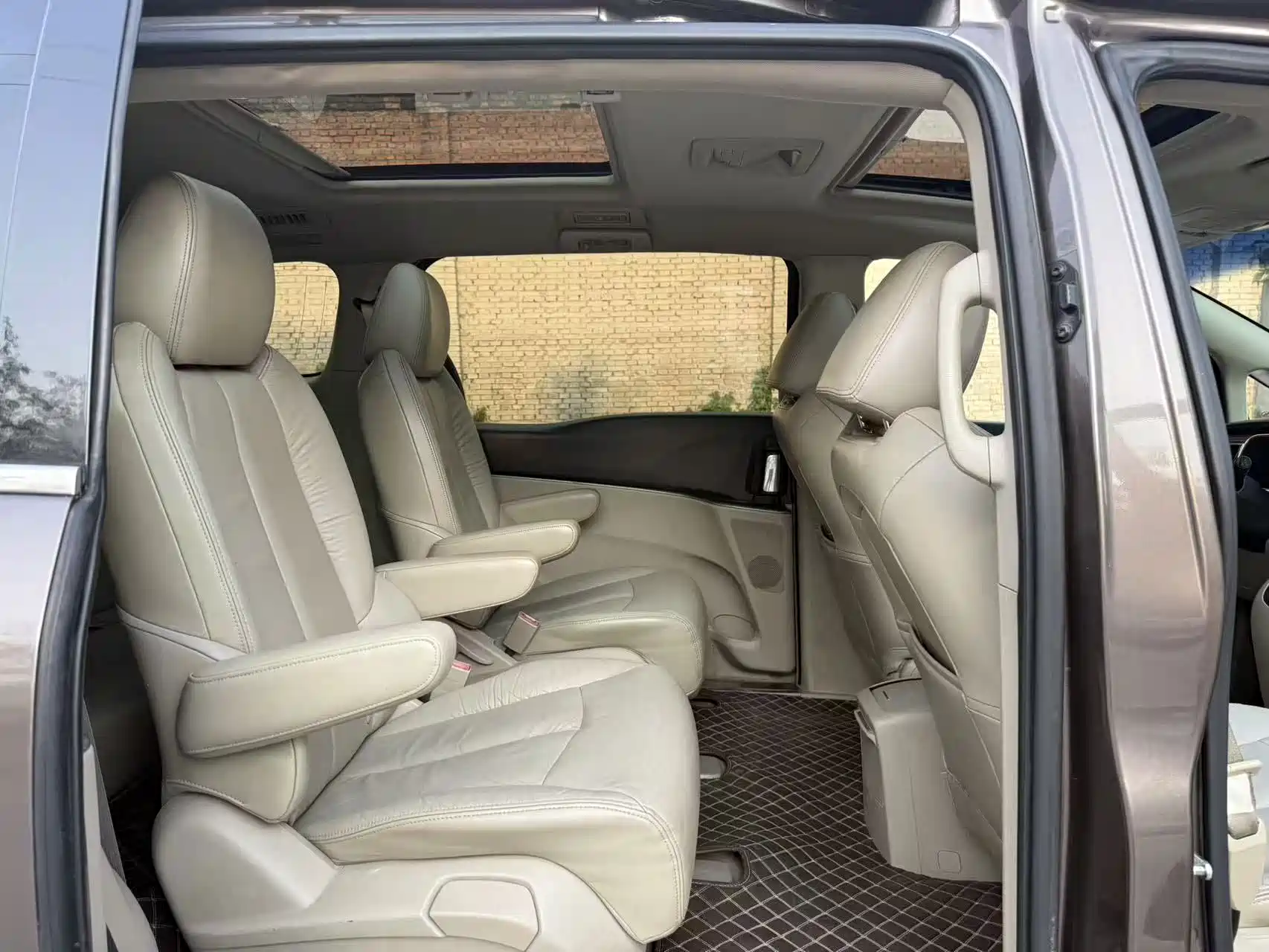 Фото 7 - Buick GL8