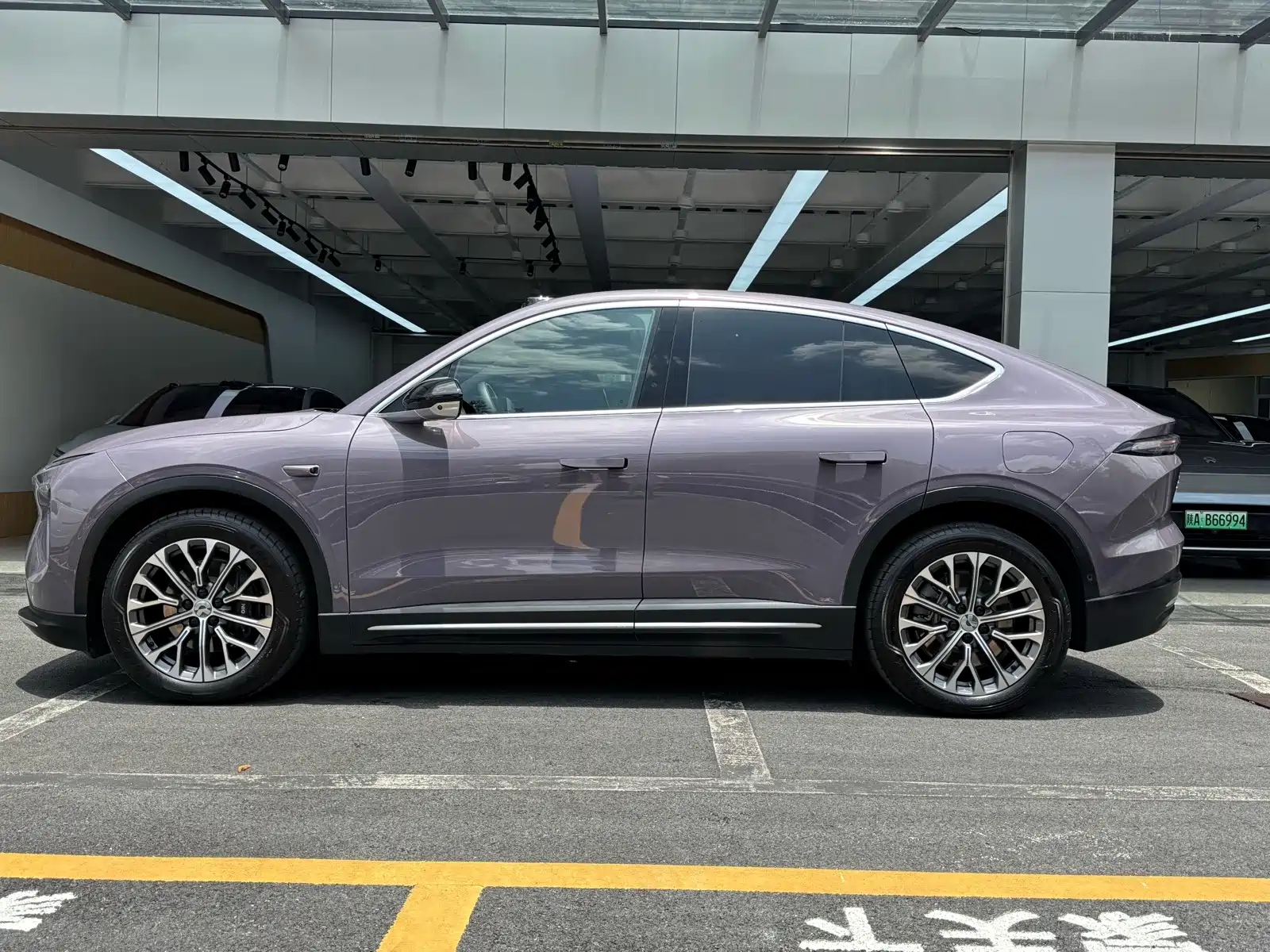 Фото 8 - NIO EC6