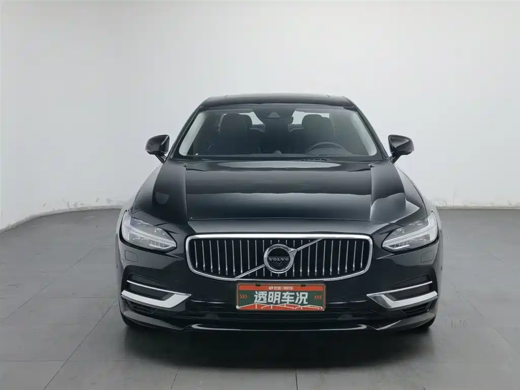 VOLVO S90 PLUG IN HYBRID