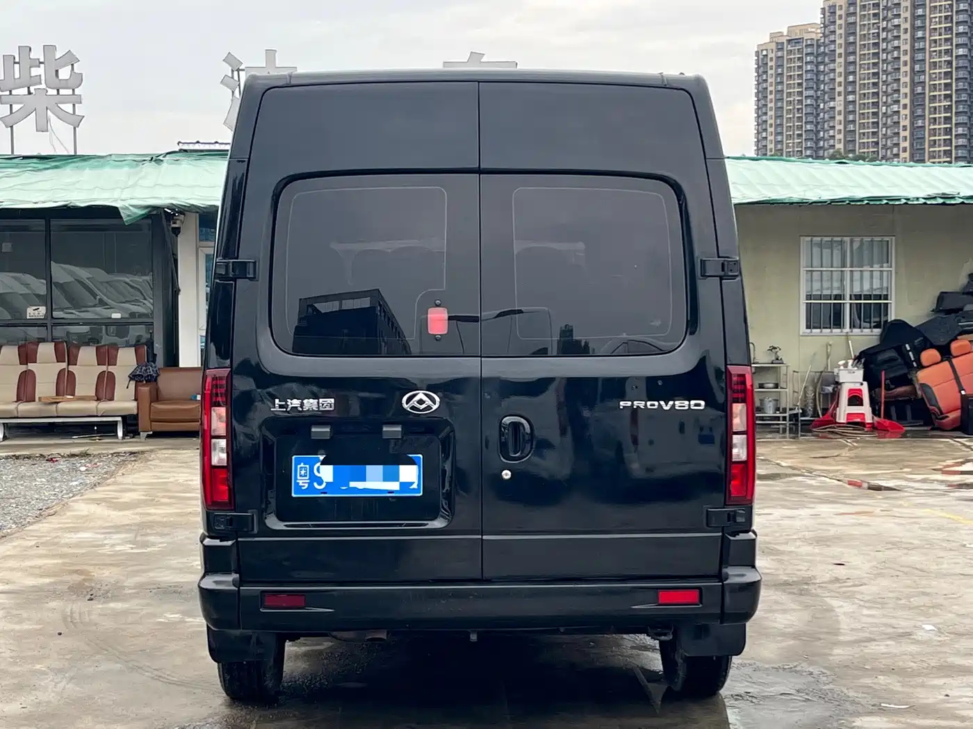 2025 SAIC Maxus Xintu V80