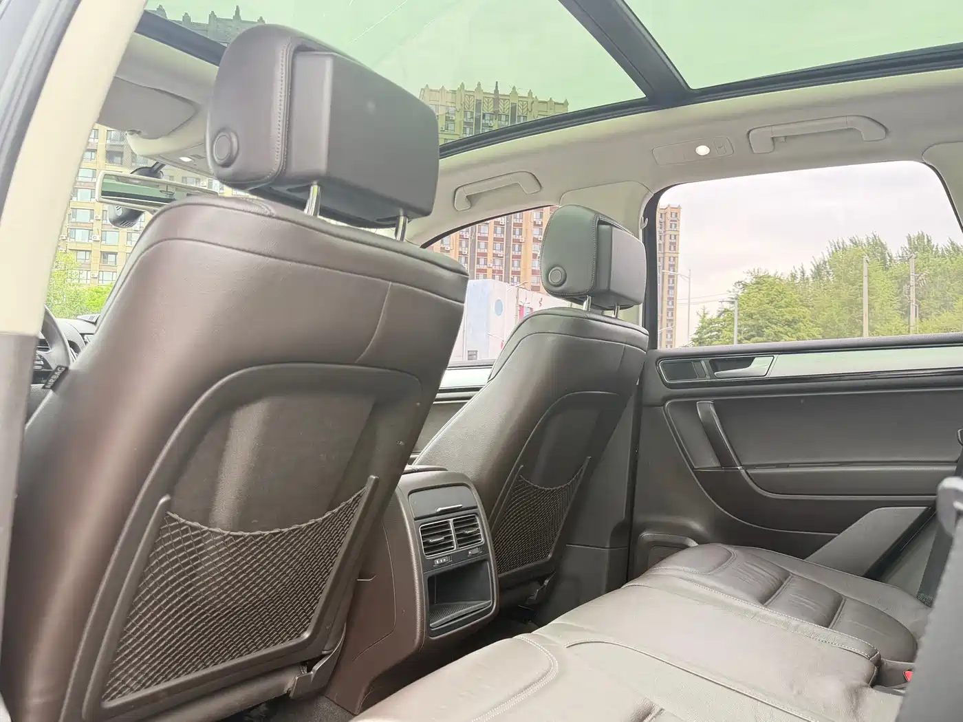Volkswagen Touareg 2016 3.0TSI High Configuration фото 5