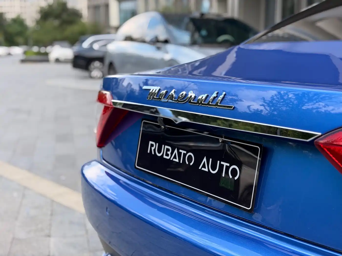 Maserati GranTurismo 2015 2007 4.2L Standard