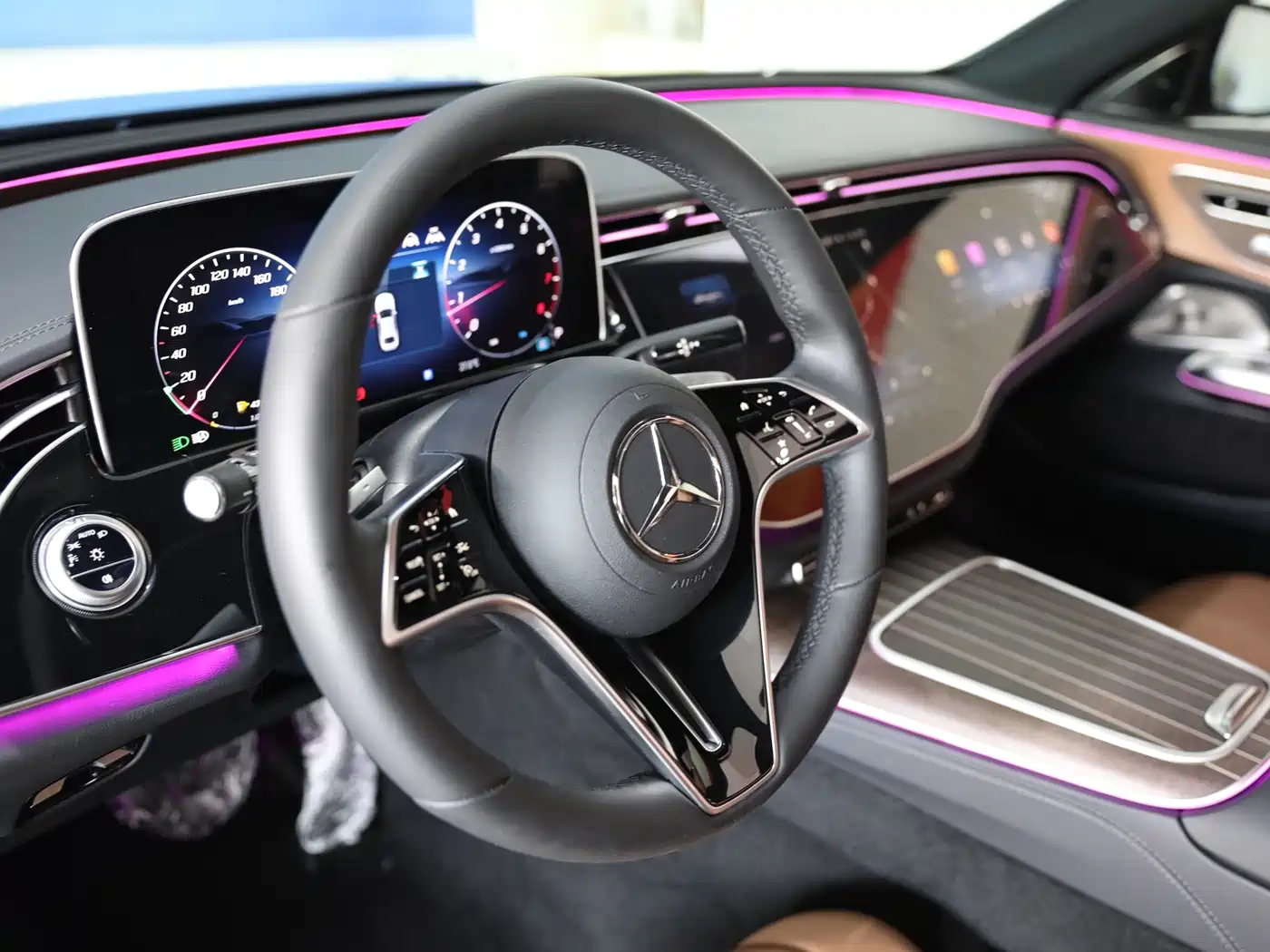 Mercedes-Benz E-Class 2025 Facelift E 300 L Luxury фото 13