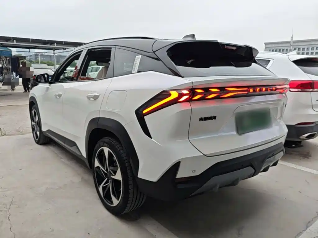 Geely Galaxy Galaxy L7 2023 2023 1.5T 115km Starship