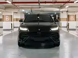 Фото 2 - Lamborghini Urus