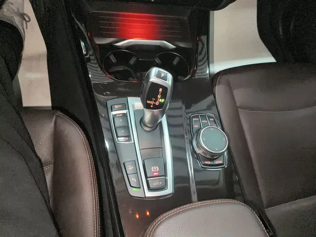 BMW X3 (Import) 2016 Model xDrive20i M Sport фото 10