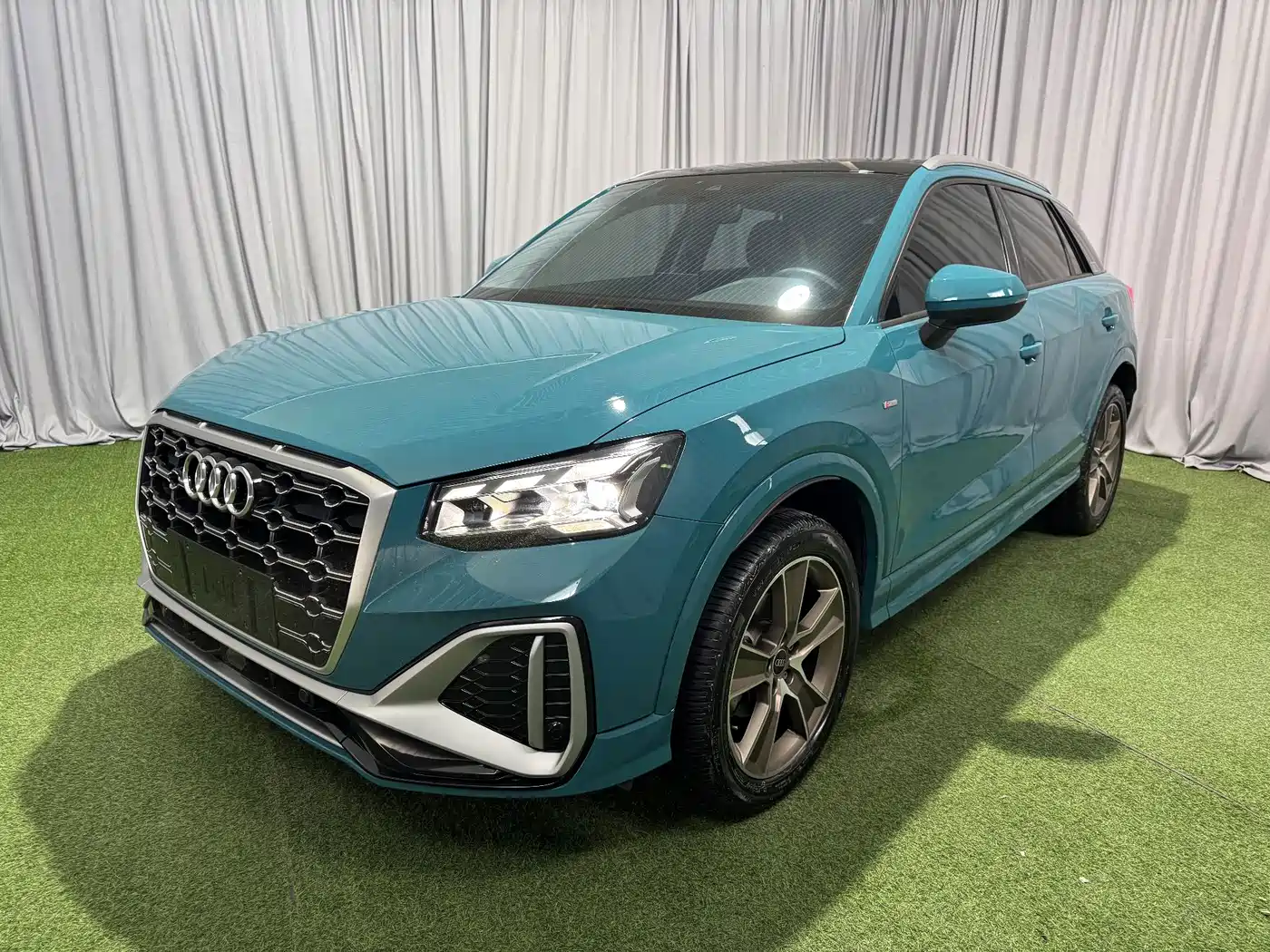 Audi Q2L 2022 35 TFSI Fashion Dynamic
