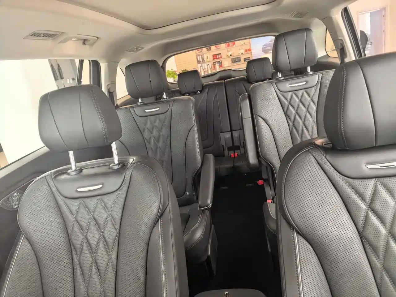 Hongqi HONGQI HS7 PHEV