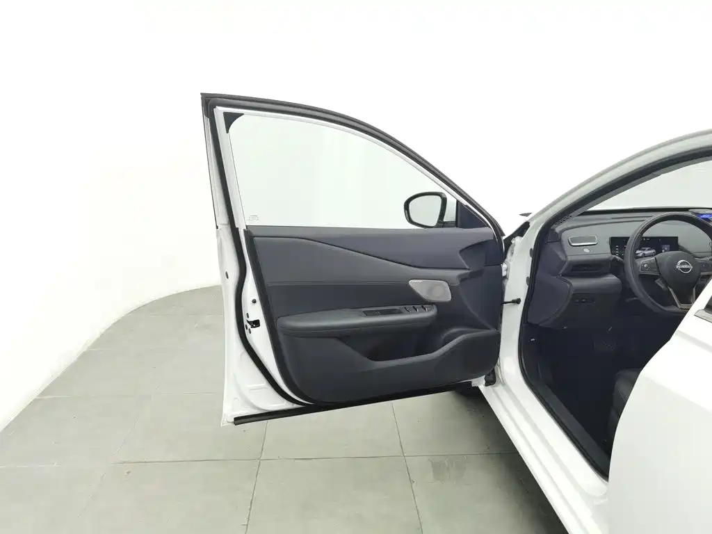 Nissan Teana 2026 2026 Model 2.0L Base Trim
