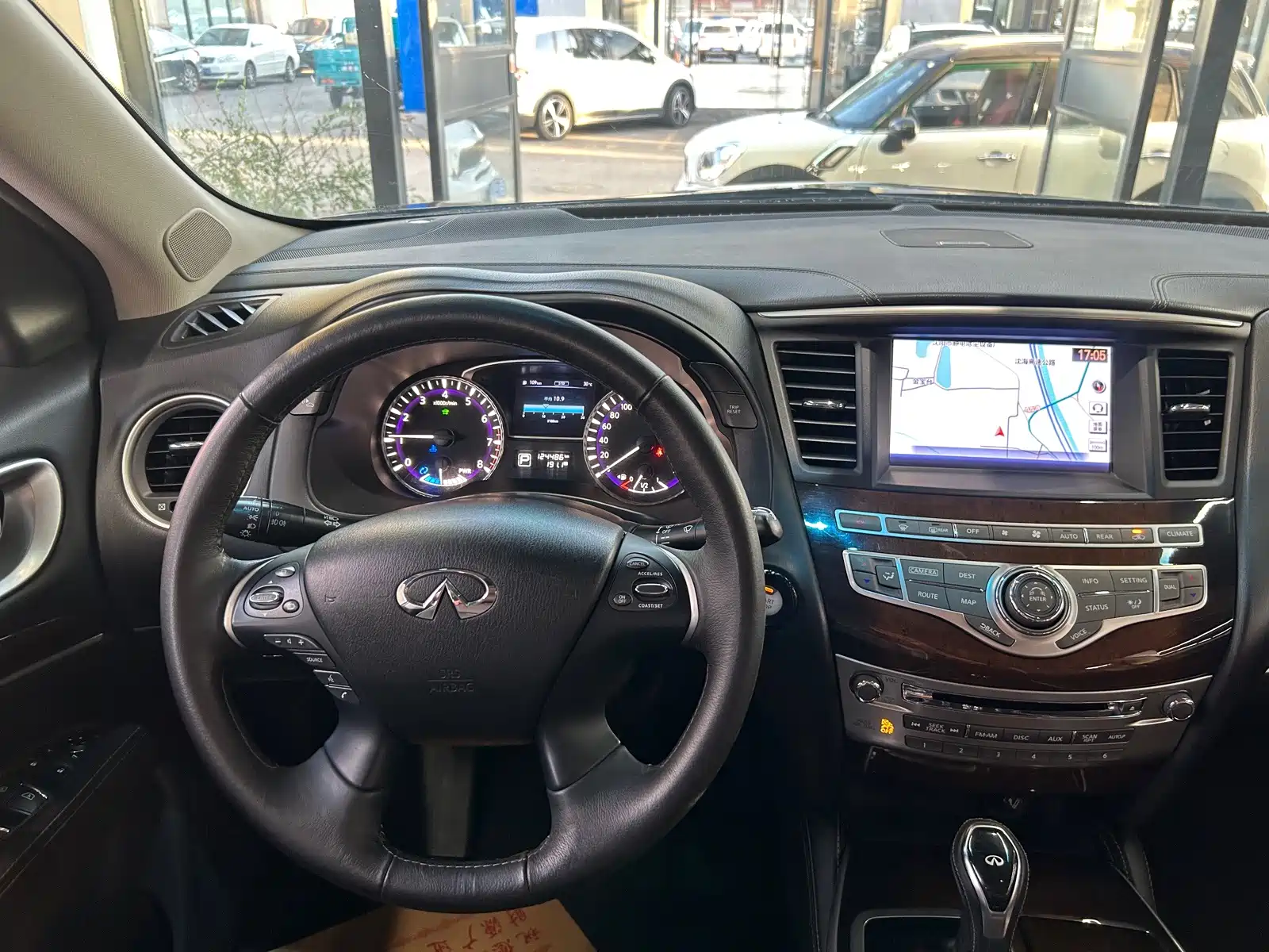 صورة 10 - Infiniti QX60 (Import)