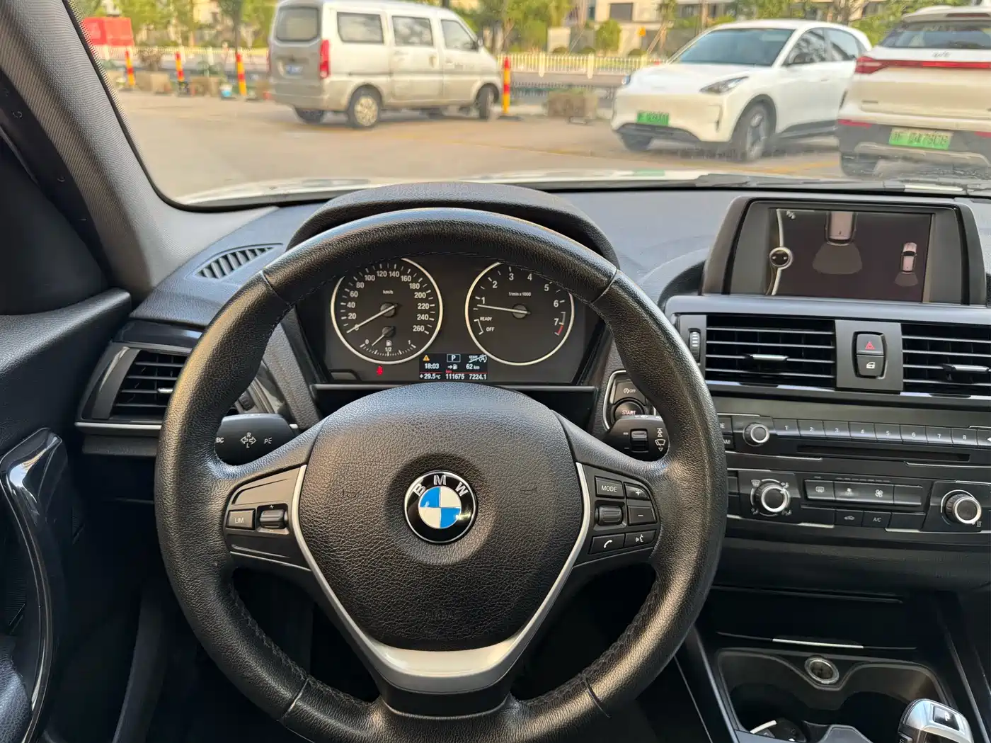 BMW 1 Series (Import) 2013 Facelift 116i Urban Model фото 12