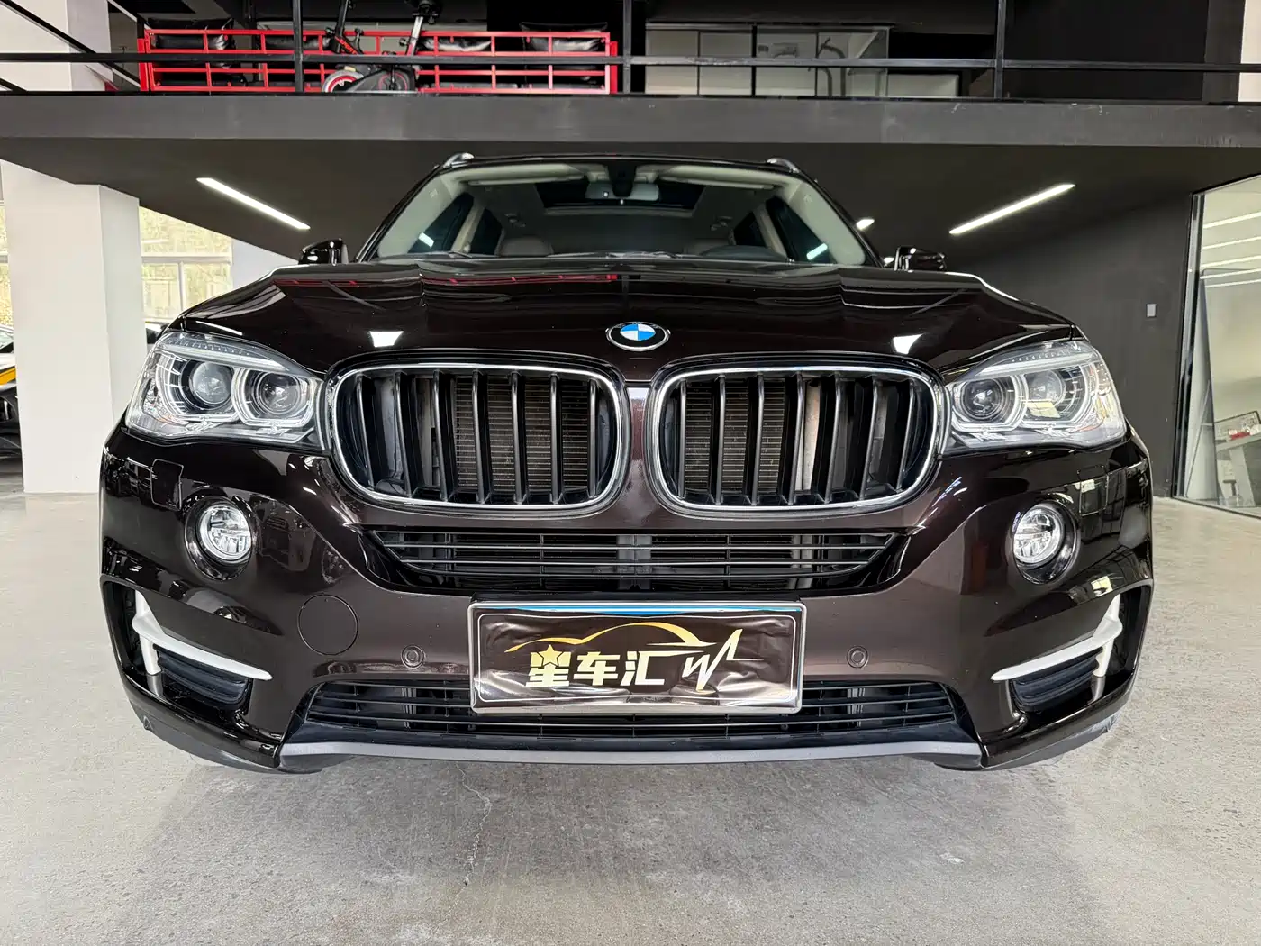 BMW X5 (Import) 2014 xDrive35i Leading фото 2