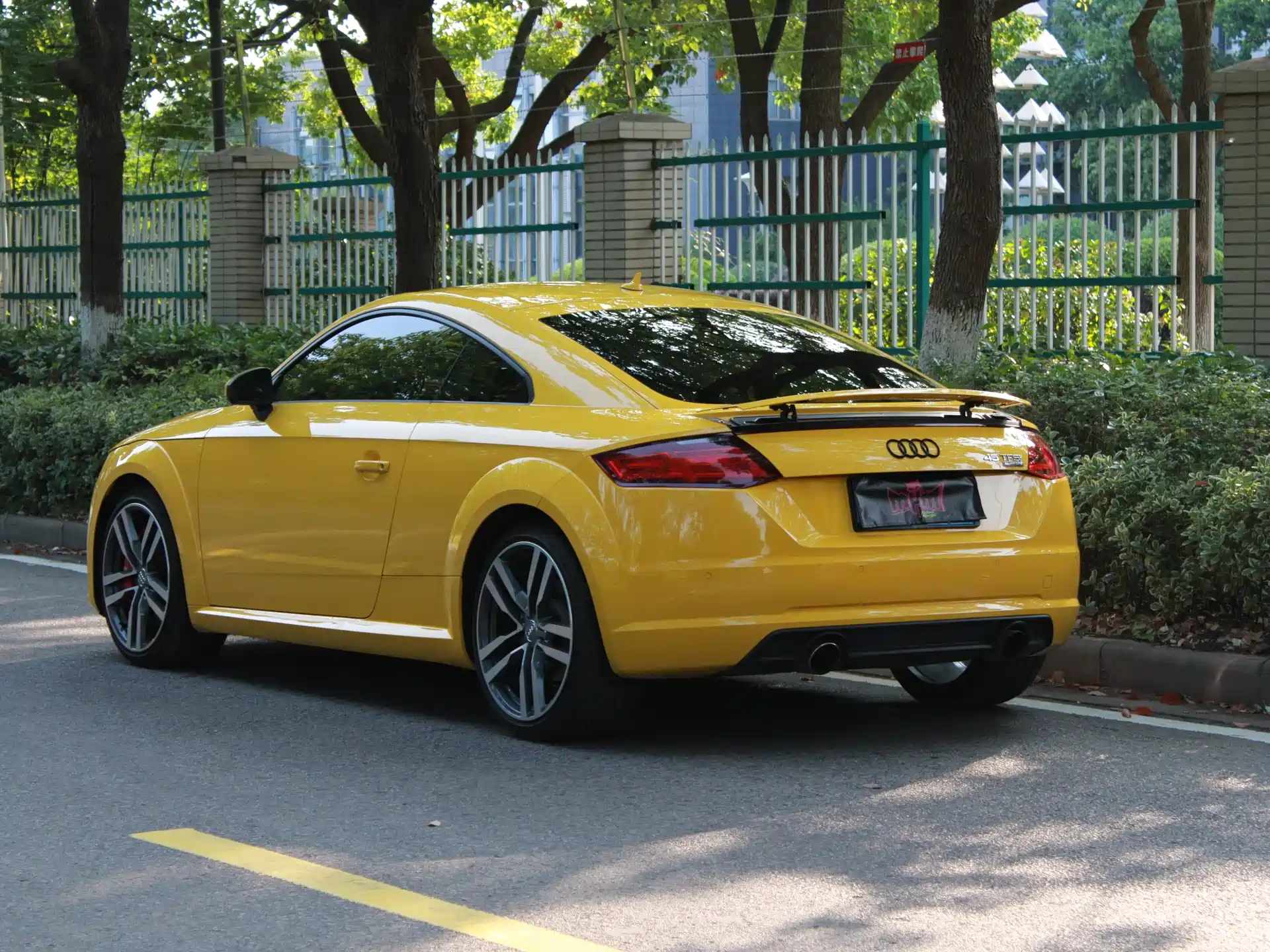 Фото 3 - Audi TT