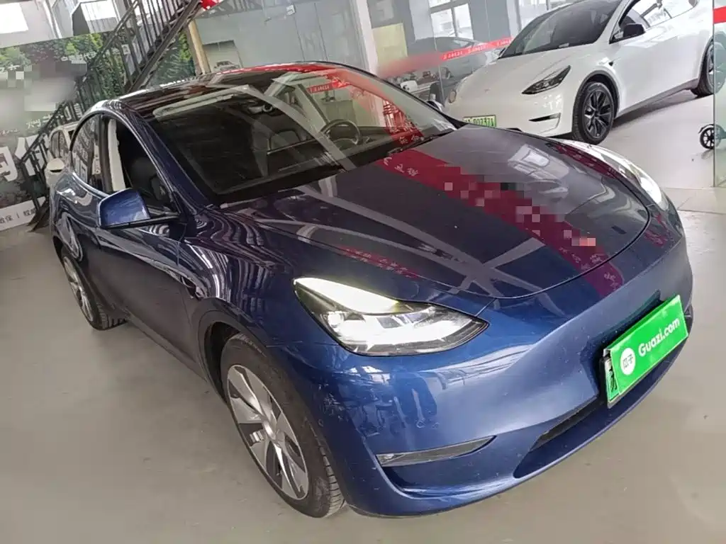 Фото 4 - Tesla Model Y