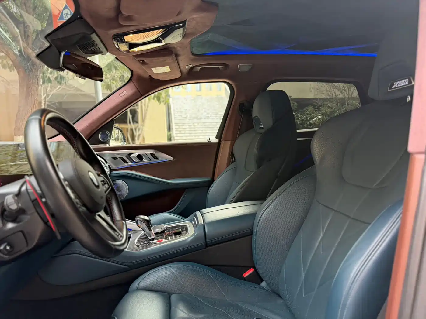 BMW XM 2023 Model Base фото 9