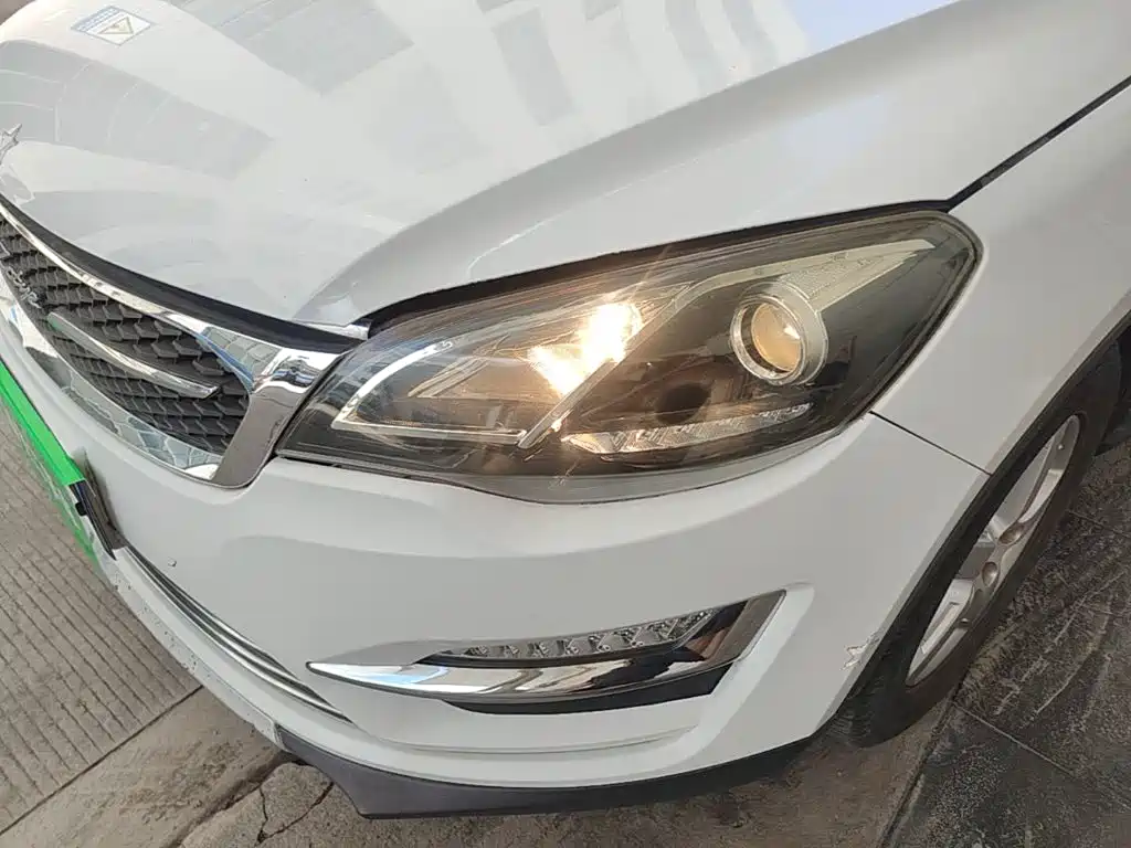 Zotye Damai X5 2016 2016 1.5T Manual Luxury 7-Seater China IV