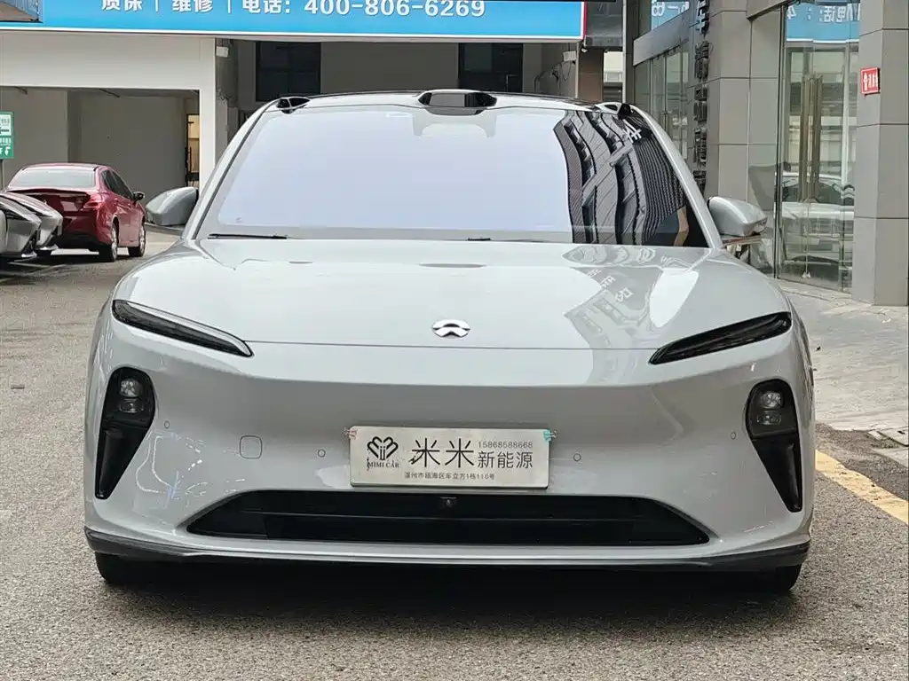 NIO NIO ET5T