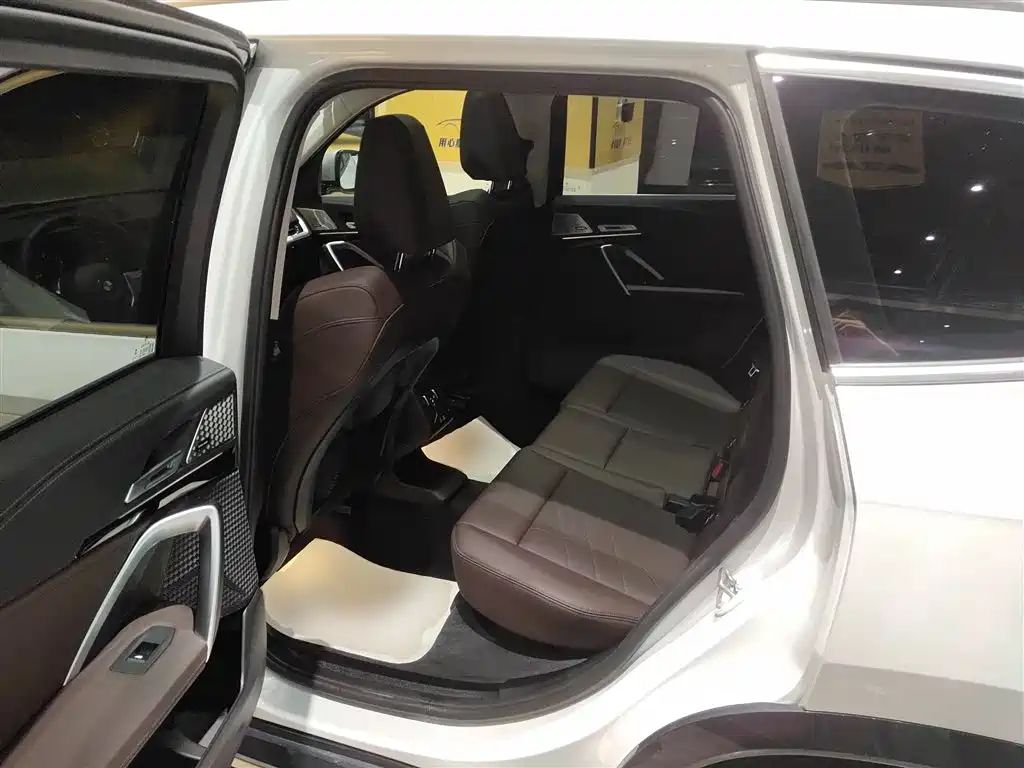 BMW X1 2023 sDrive25Li X Design Package фото 17