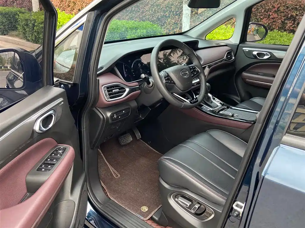 GAC Trumpchi Trumpchi M6 2023 PRO 270T DCT Luxury Edition фото 4