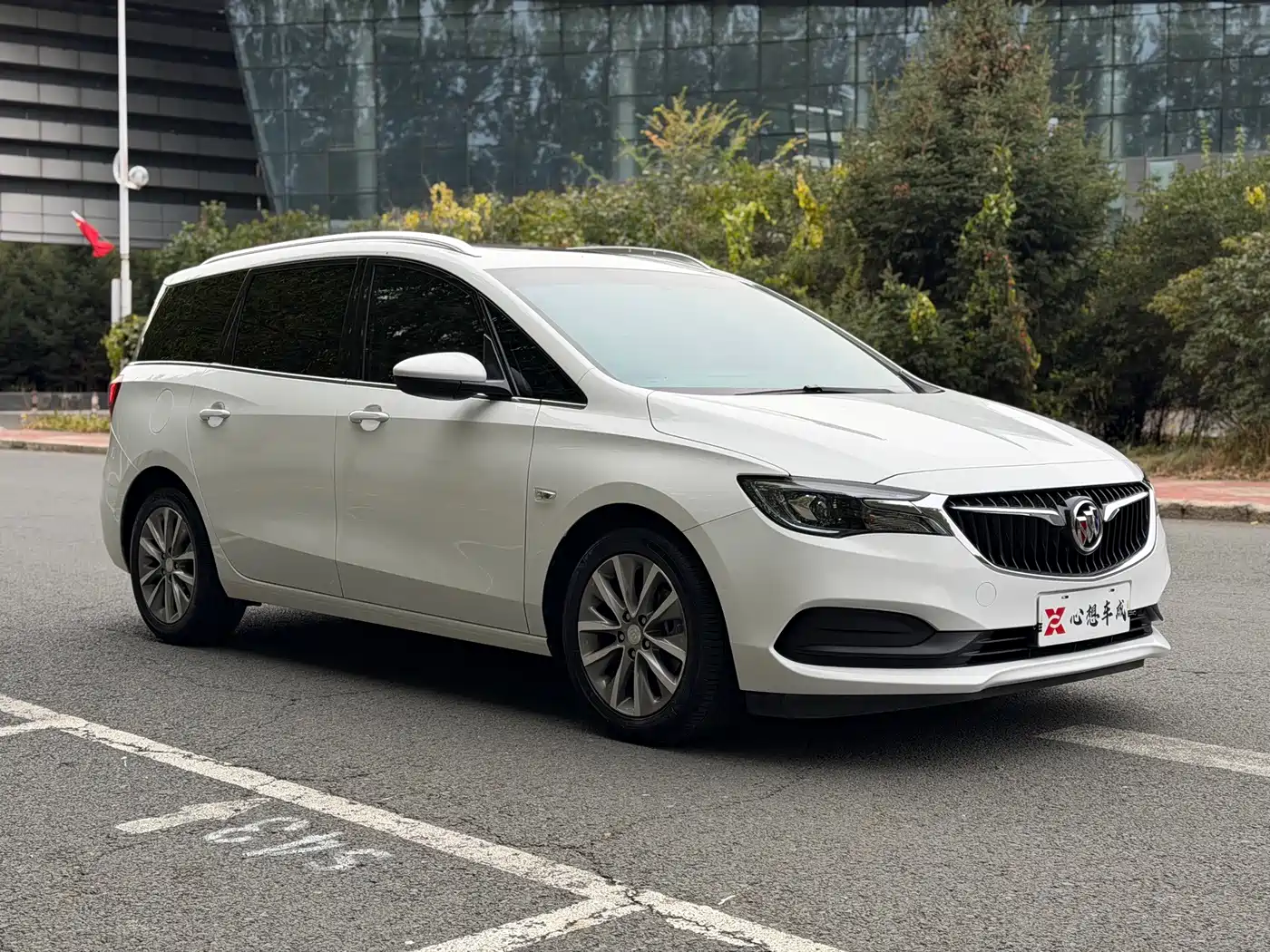 2023 Buick GL6